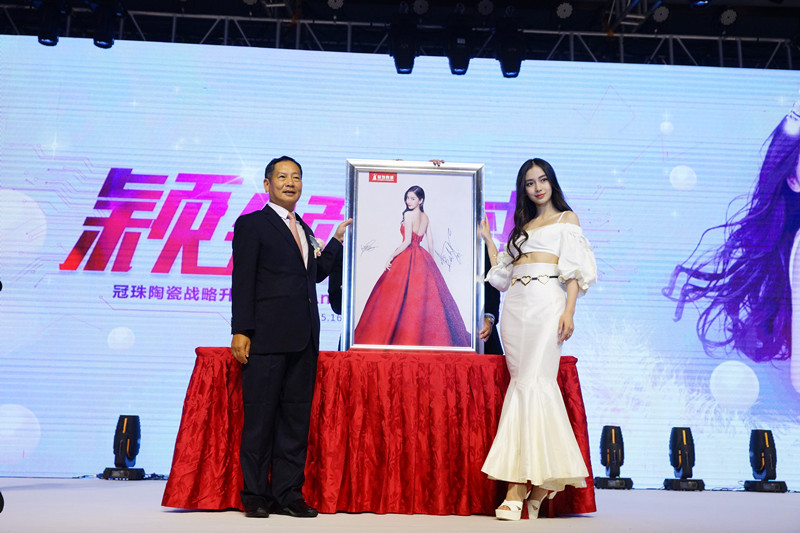  ���u��������Ů����������Ҫ�[�Ęӣ�23�d������e������Ʒ�Ƒ�������ȫ���_��