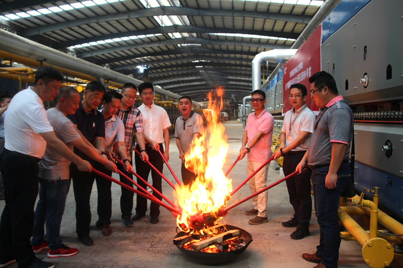 ��ݶ��������ٔU�� �W���Z���������½�2�l���a��Ͷ�a